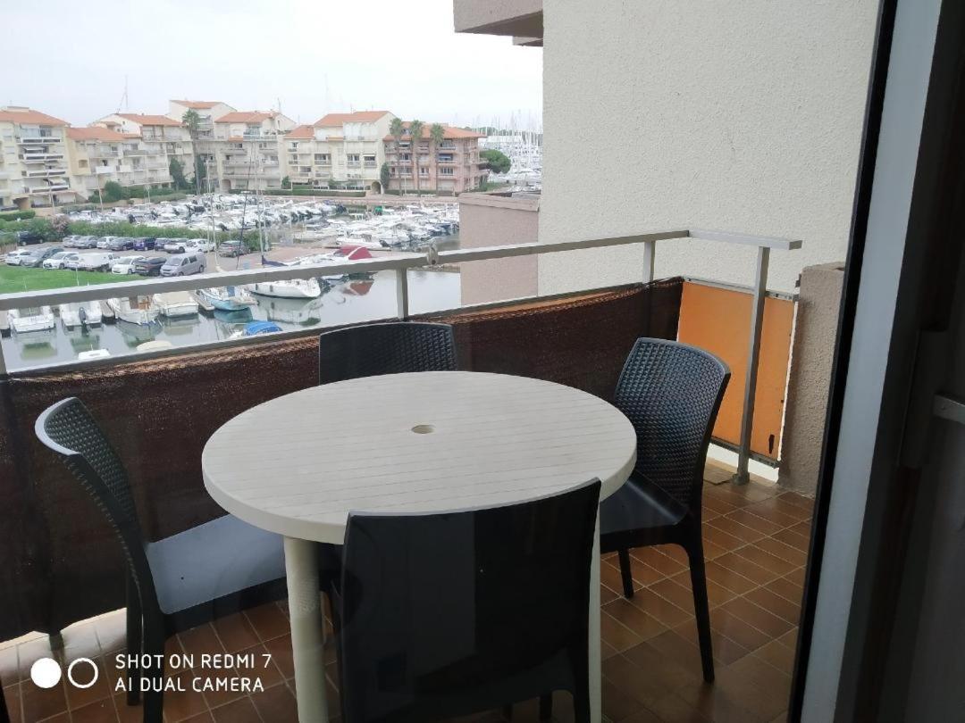 Appartement T2 Vue Mer Et Port,2 Balcons, Parking Prive Кане Екстериор снимка